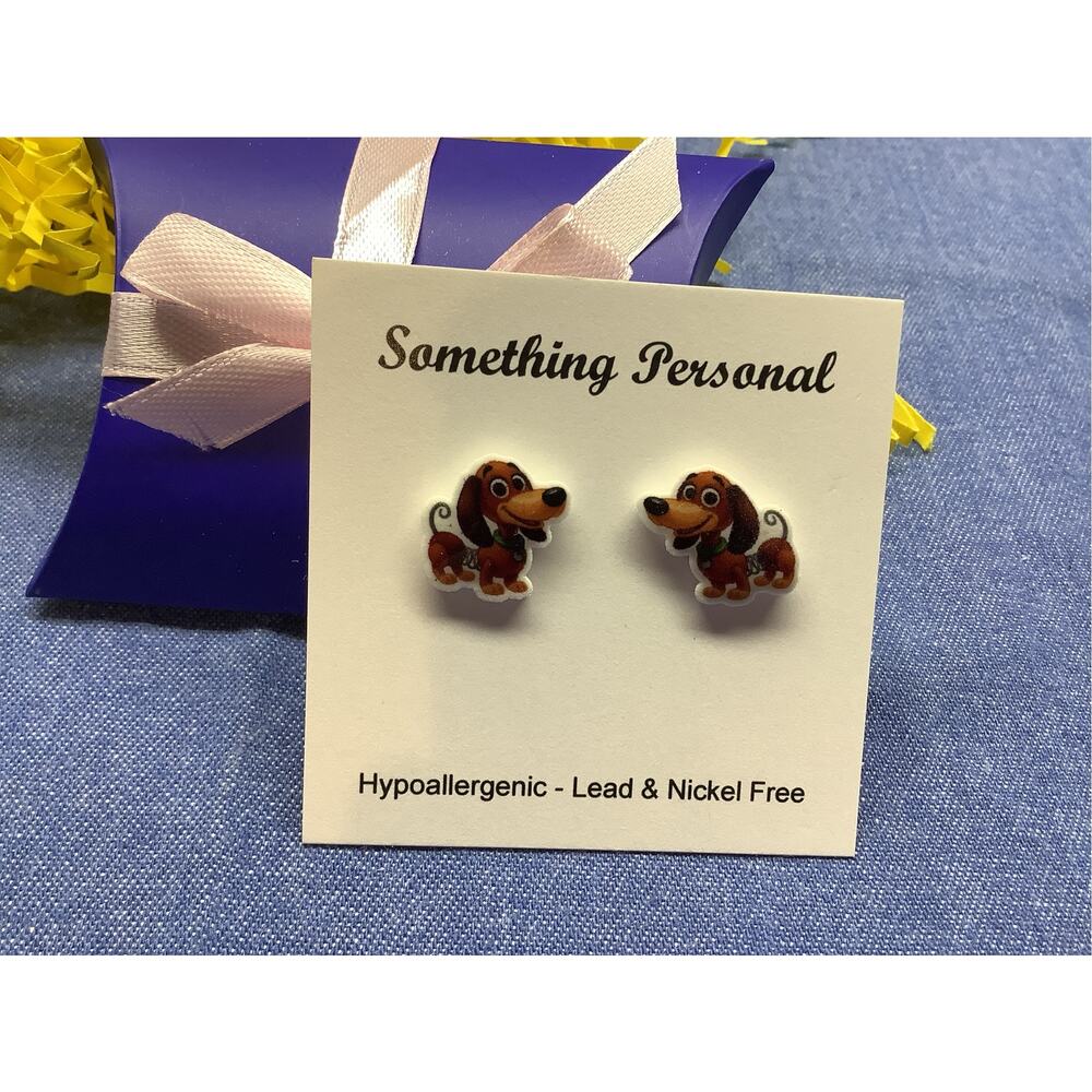 Slink - Slinky Dog - Toy Store Inspired Post Earrings -- Gift Boxed - Chibi Cute